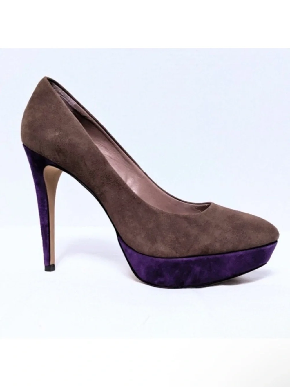 VINCE CAMUTO Ritz Suede Tan Platform Pumps 6.5